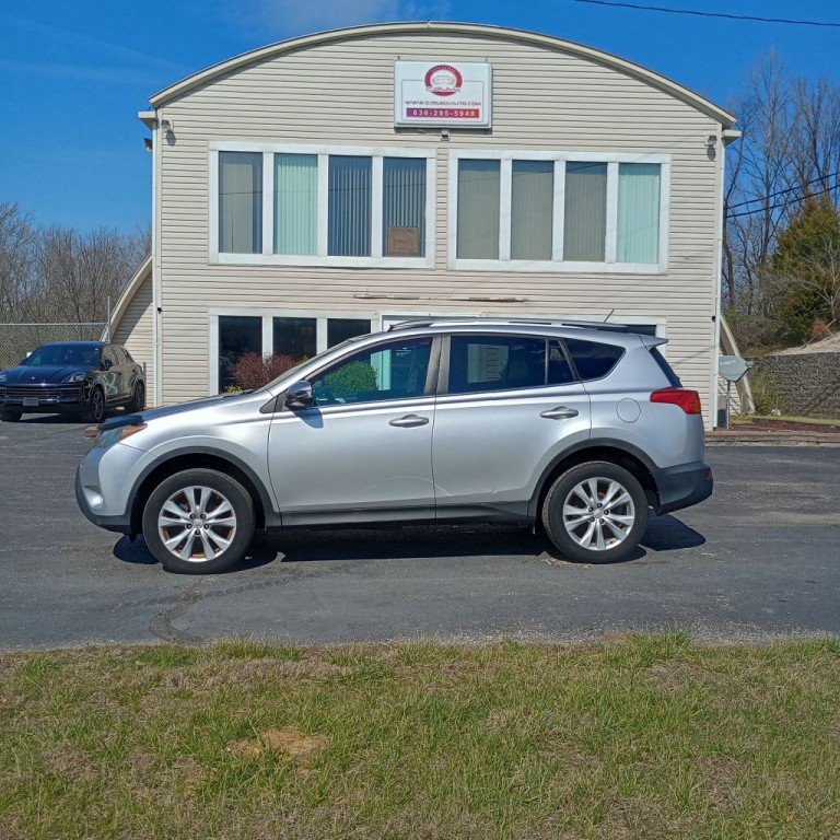 2014 Toyota Rav4 Image 2
