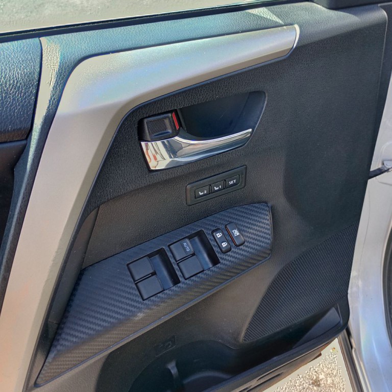 2014 Toyota Rav4 Image 12