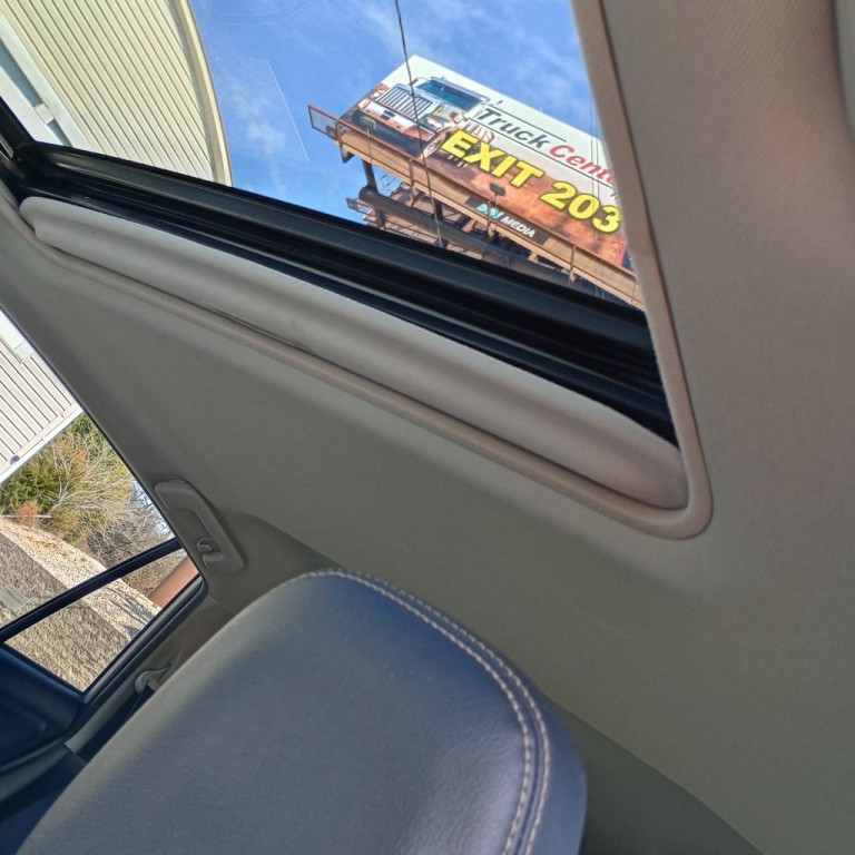 2014 Toyota Rav4 Image 16