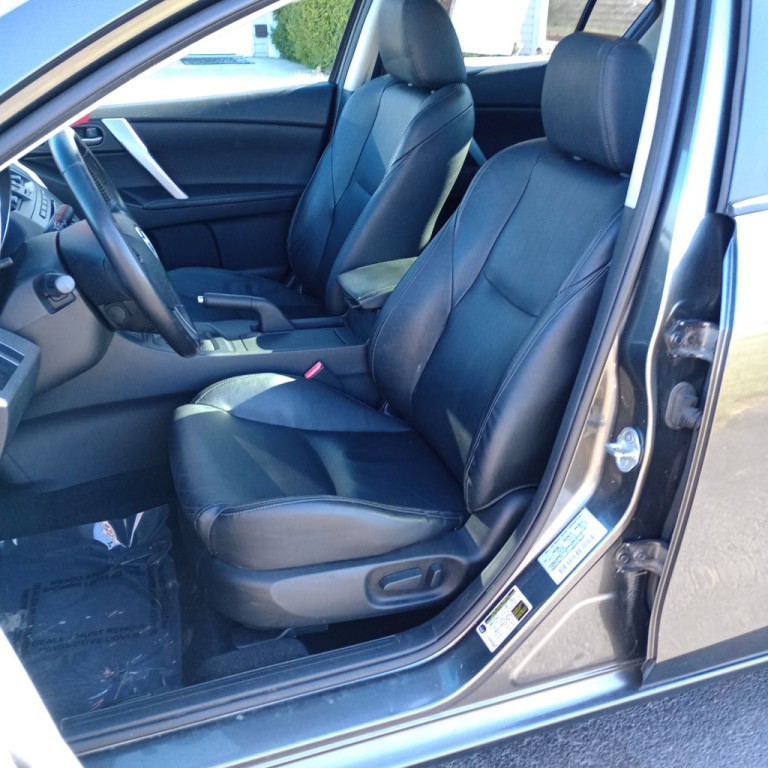 2012 Mazda Mazda3 Image 16