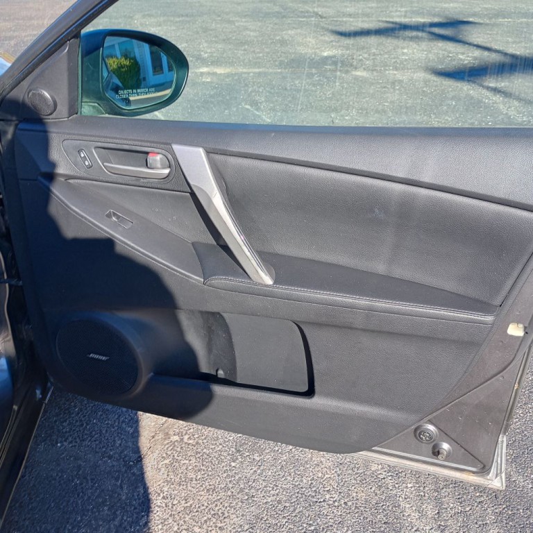 2012 Mazda Mazda3 Image 24