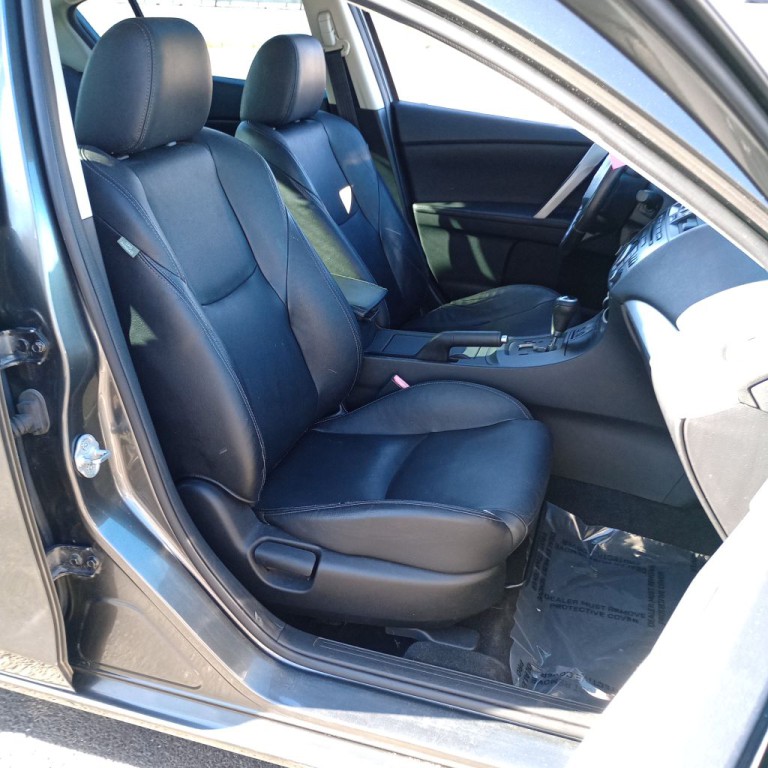 2012 Mazda Mazda3 Image 25