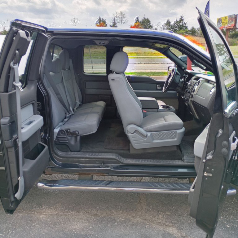 2012 Ford F-150 Image 18