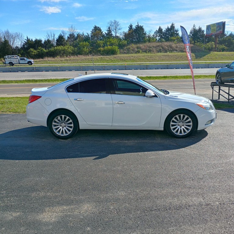 2013 Buick Regal Image 6