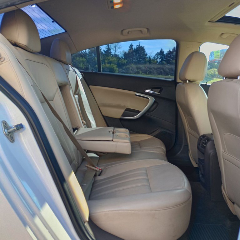 2013 Buick Regal Image 21