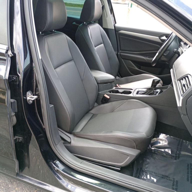 2019 Volkswagen Jetta Image 24