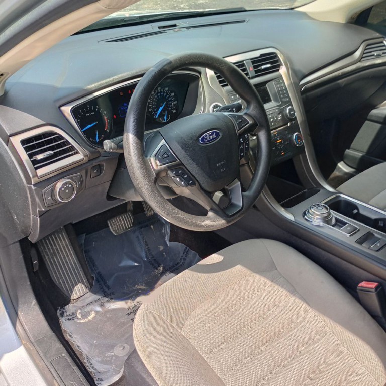 2017 Ford Fusion Image 9