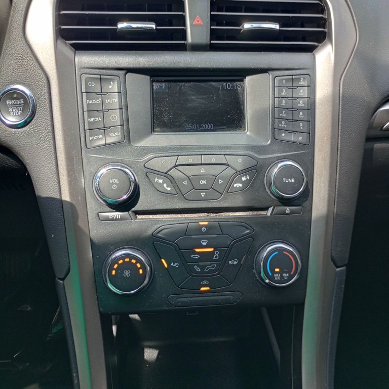 2017 Ford Fusion Image 13