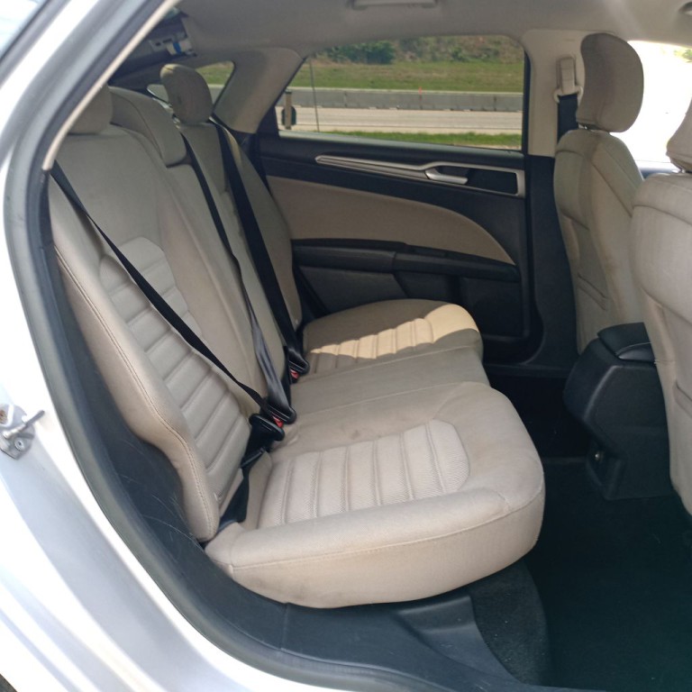 2017 Ford Fusion Image 20