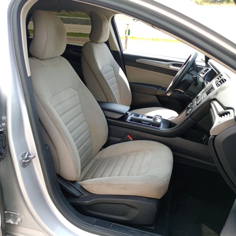 2017 Ford Fusion Image 23