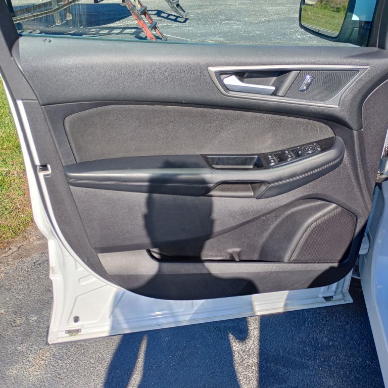 2018 Ford Edge Image 11