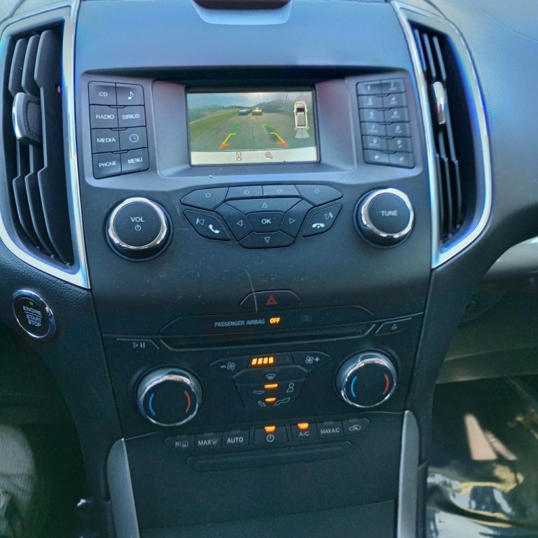 2018 Ford Edge Image 13