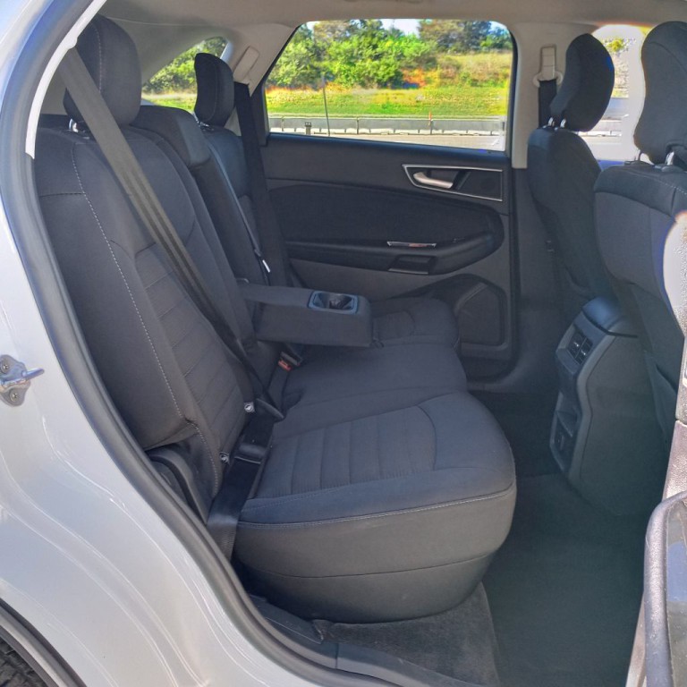 2018 Ford Edge Image 19