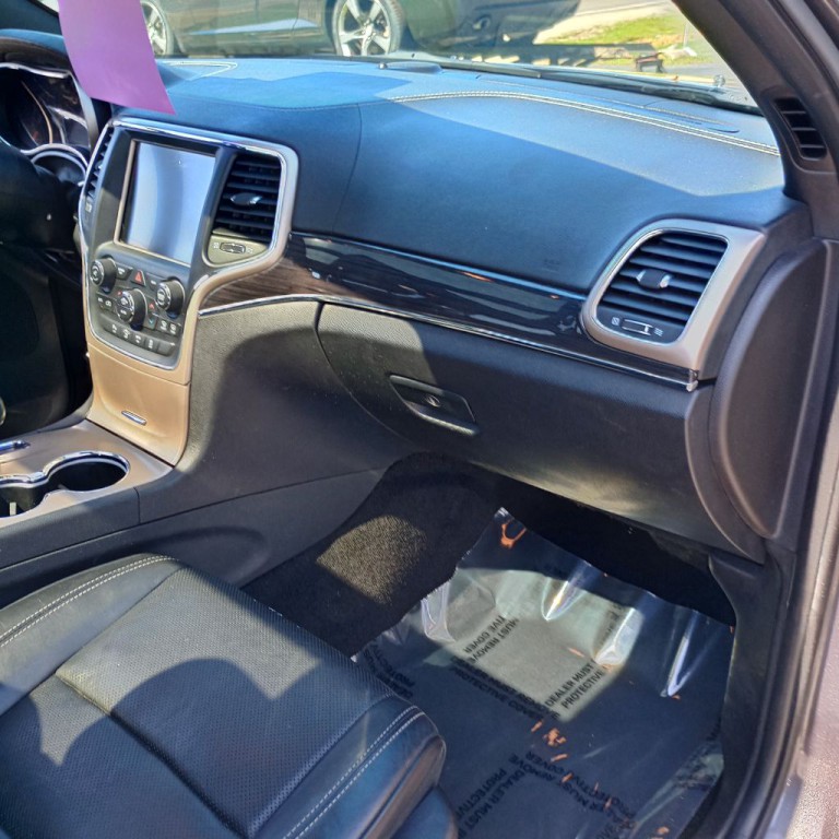 2015 Jeep Grand Cherokee Image 22