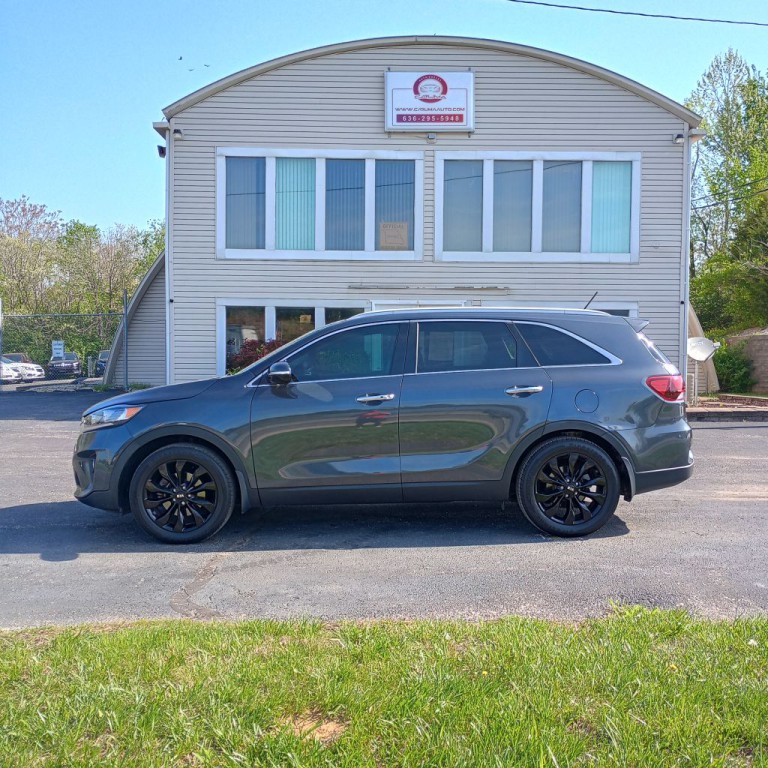 2020 Kia Sorento Image 2