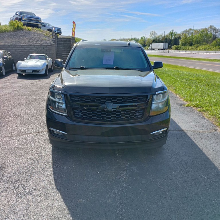 2019 Chevrolet Suburban Image 8