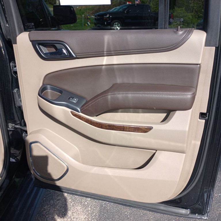 2019 Chevrolet Suburban Image 20
