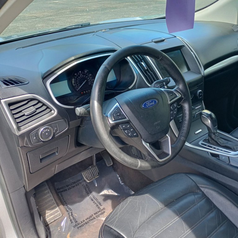 2016 Ford Edge Image 9