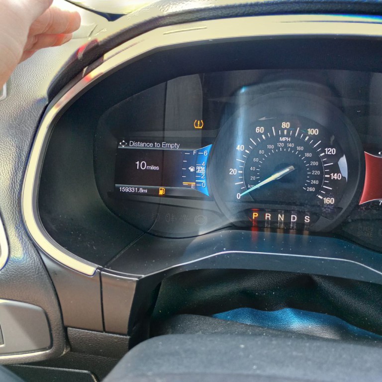 2016 Ford Edge Image 10