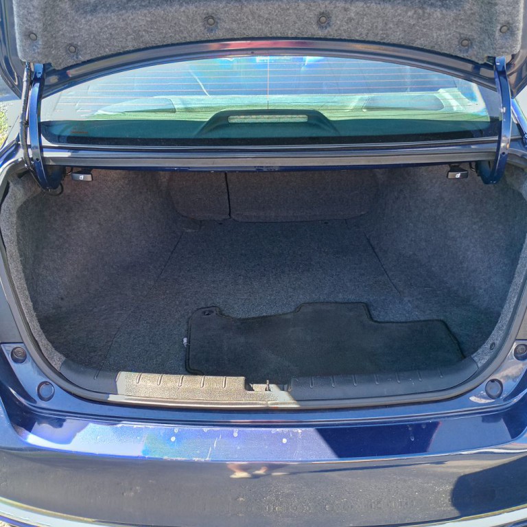 2017 Honda Accord Image 18