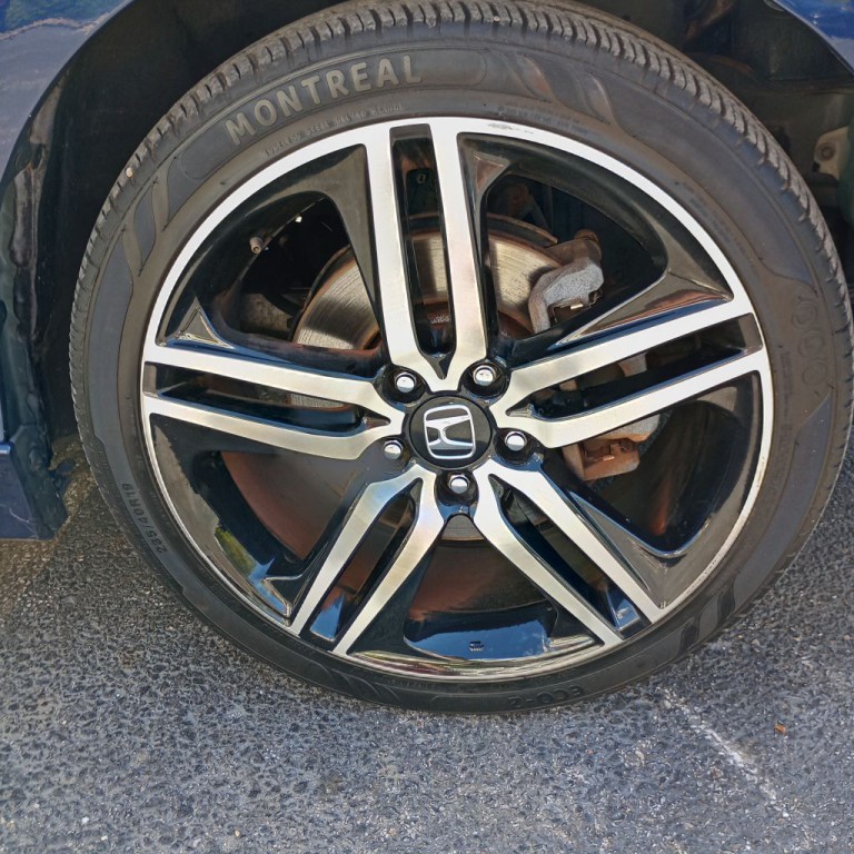 2017 Honda Accord Image 24