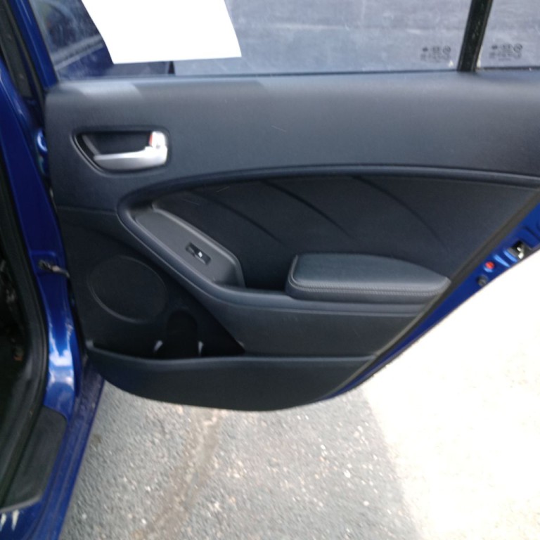 2017 Kia Forte Image 18