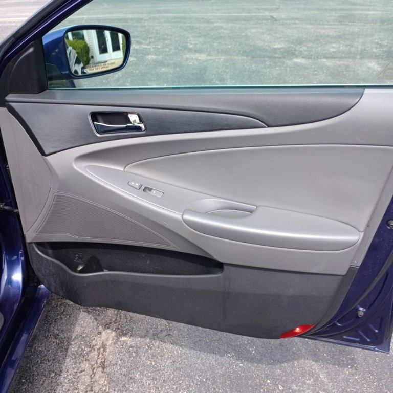 2013 Hyundai Sonata Image 21