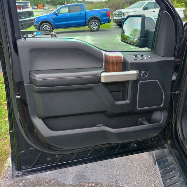 2016 Ford F-150 Image 11
