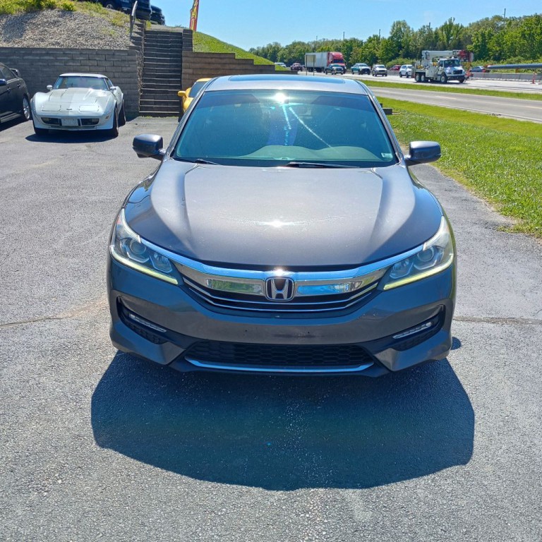 2017 Honda Accord Image 8