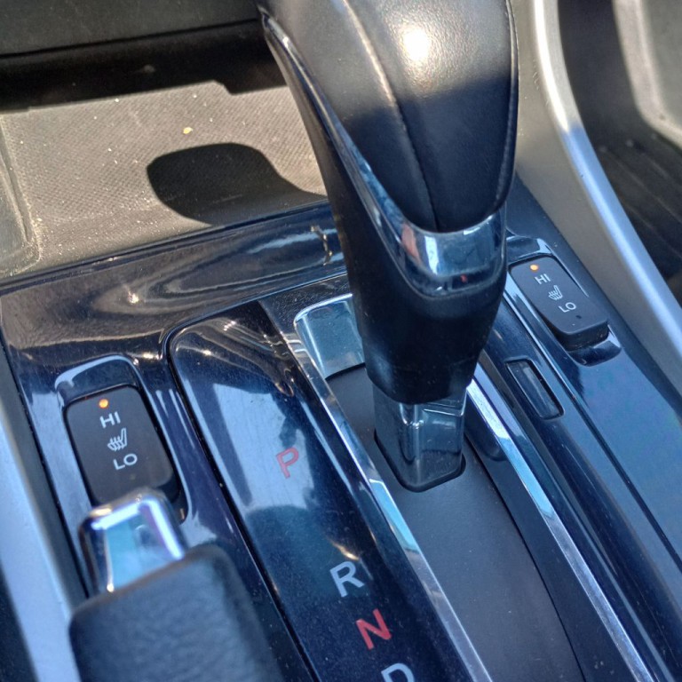 2017 Honda Accord Image 14