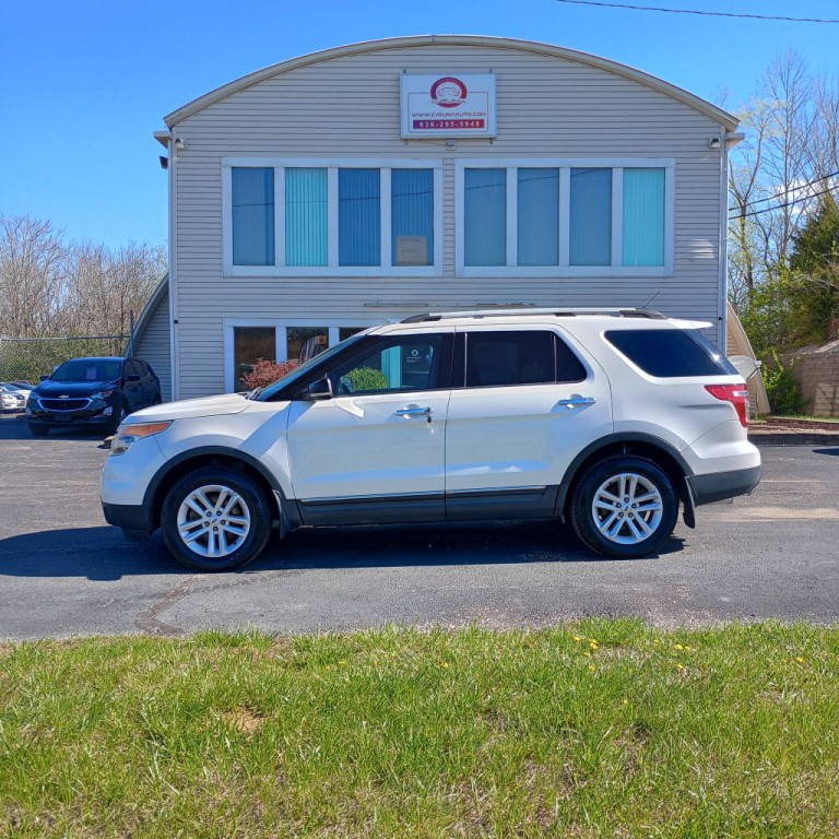 2012 Ford Explorer Image 2