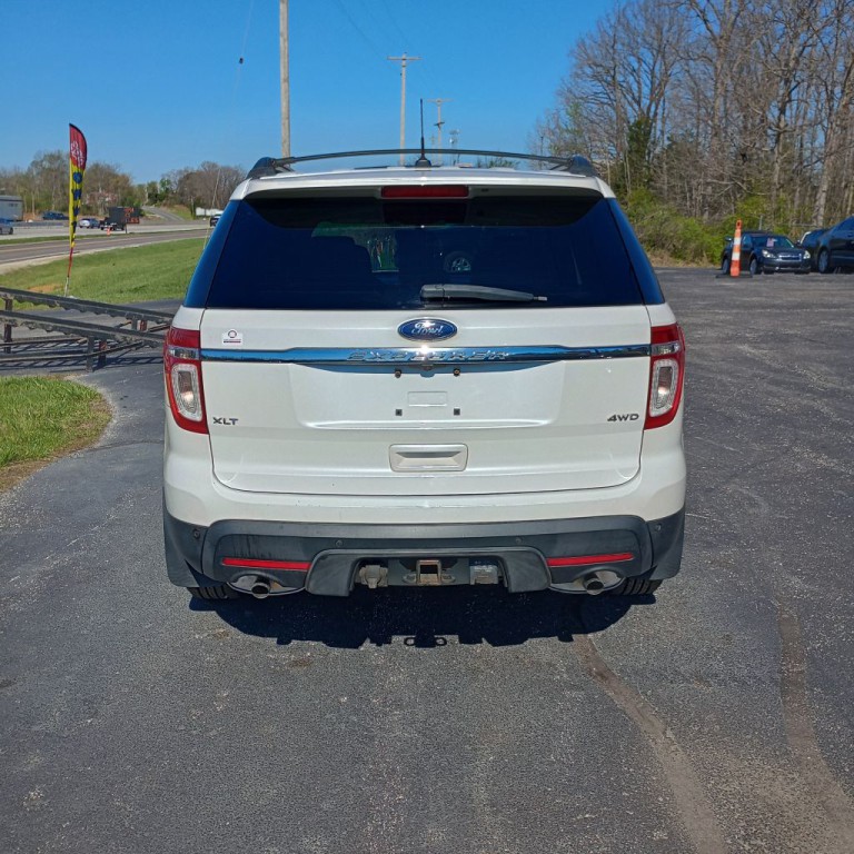 2012 Ford Explorer Image 4