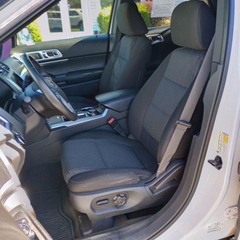 2012 Ford Explorer Image 15