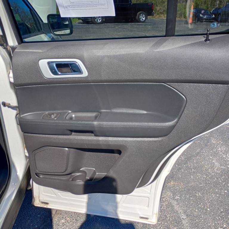 2012 Ford Explorer Image 20