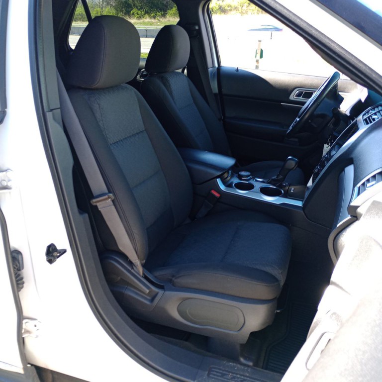 2012 Ford Explorer Image 24
