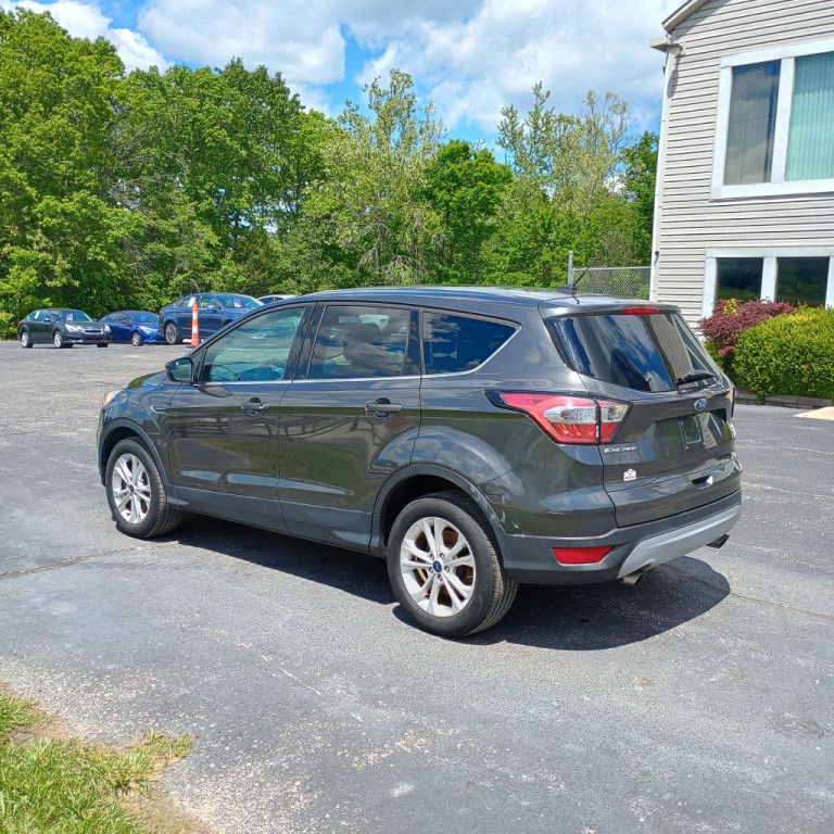 2017 Ford Escape Image 3