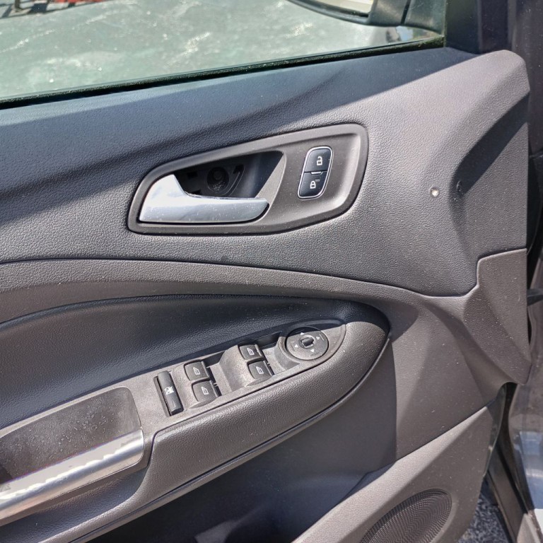 2017 Ford Escape Image 12