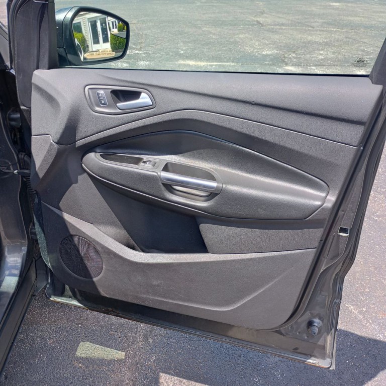 2017 Ford Escape Image 22