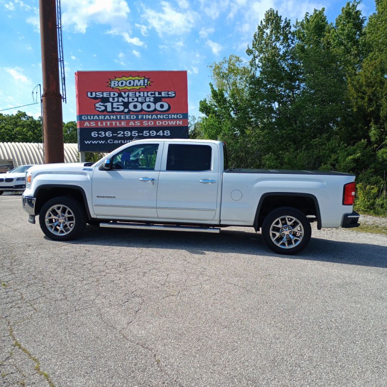 2015 GMC Sierra Image 2