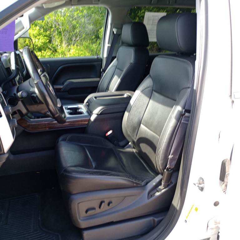 2015 GMC Sierra Image 16