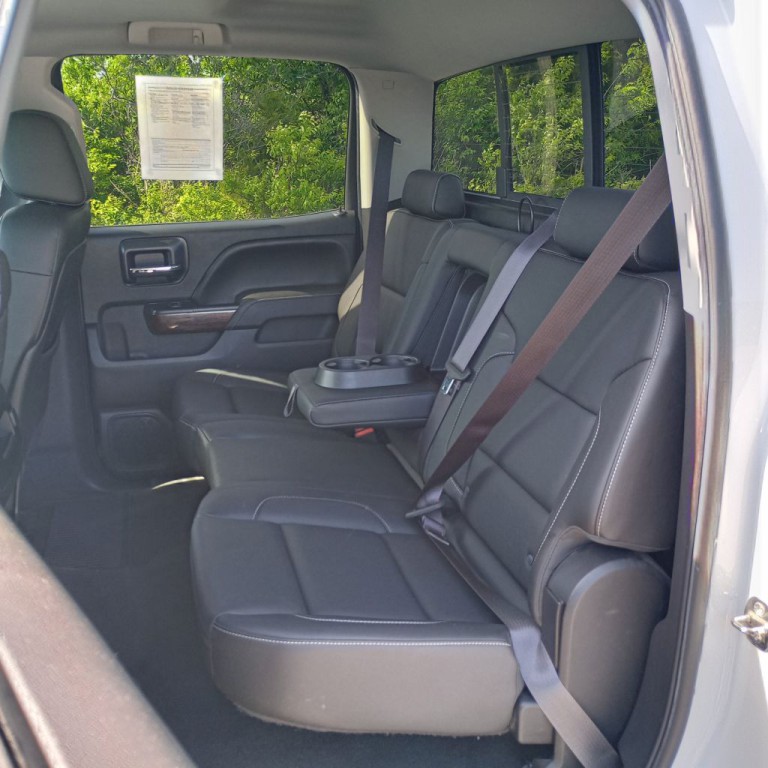 2015 GMC Sierra Image 18