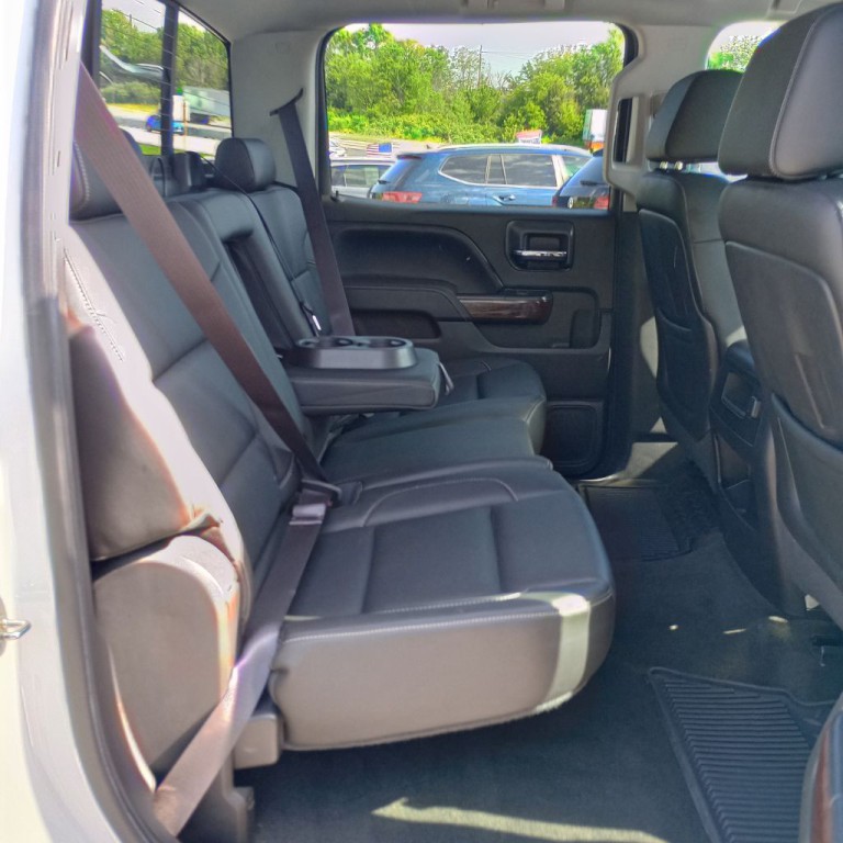 2015 GMC Sierra Image 21