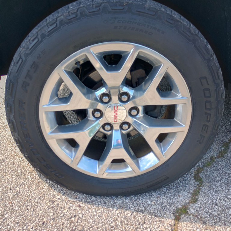 2015 GMC Sierra Image 25