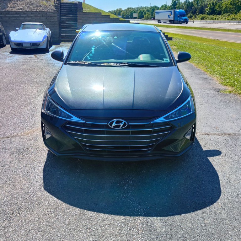 2020 Hyundai Elantra Image 8