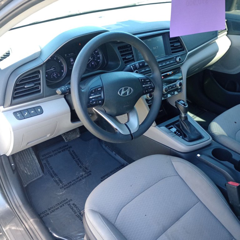 2020 Hyundai Elantra Image 9