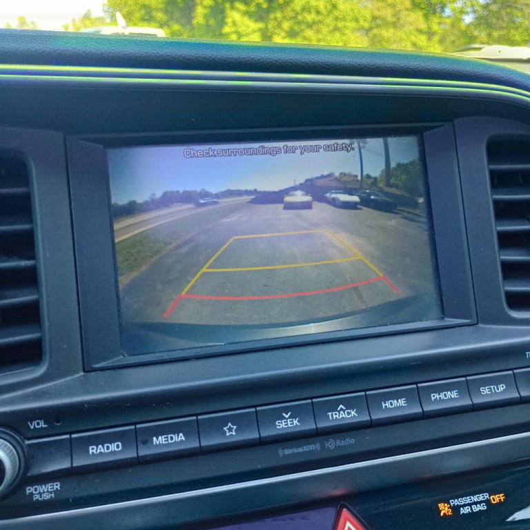 2020 Hyundai Elantra Image 13