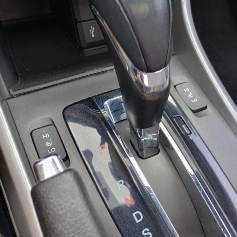 2015 Honda Accord Image 13