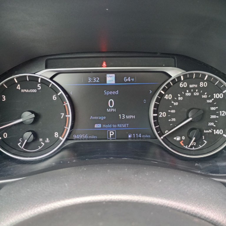 2022 Nissan Altima Image 10