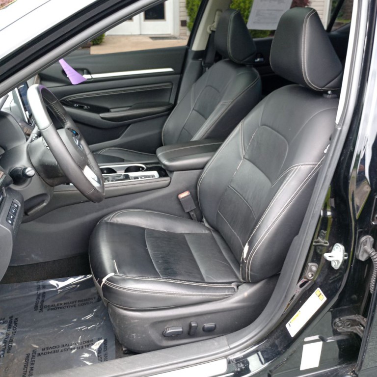 2022 Nissan Altima Image 15