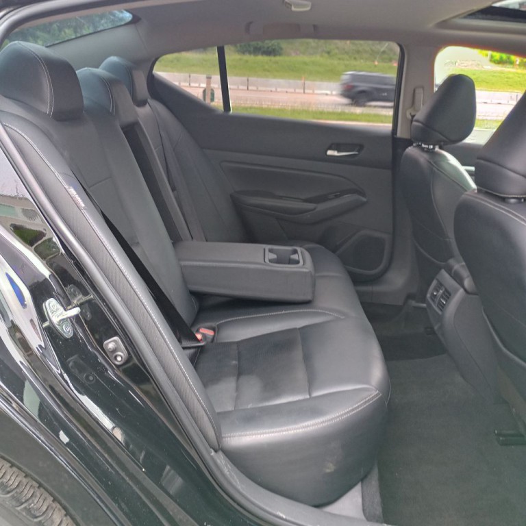 2022 Nissan Altima Image 21